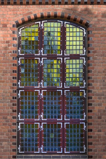 Historisches Fenster im Innenhof vom Rathaus