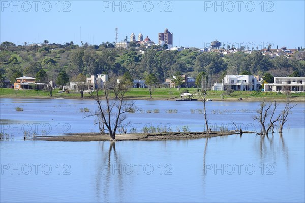 Village on the Rio Parana on Ruta Nacional 174