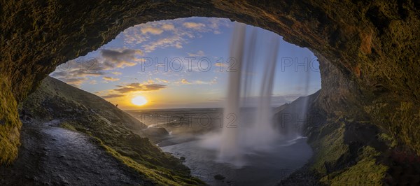 Seljalandsfoss at sunset