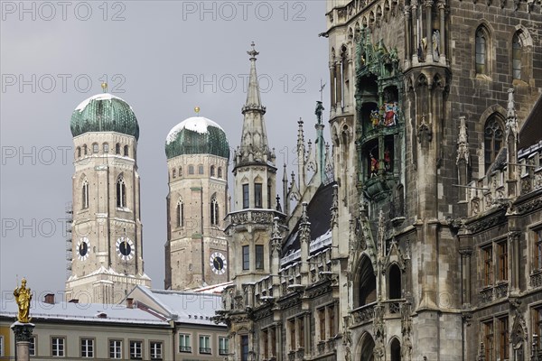 Marienplatz with Mariensaeule