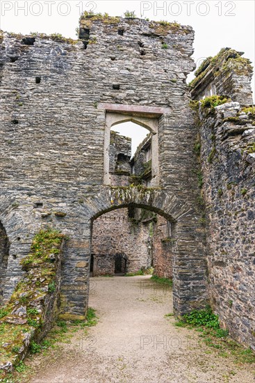 Panorama of Berry Pomeroy Castle