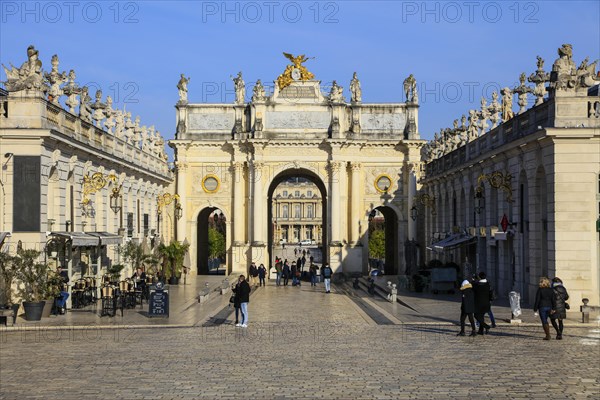 Arc Here Triumphal Arch