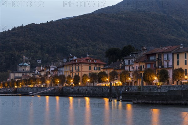 Evening light on the promenade in Cannobio