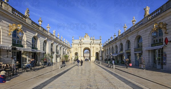 Arc Here Triumphal Arch