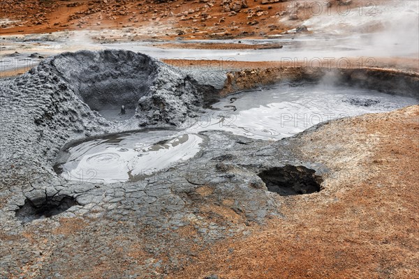 Bubbling mud pot