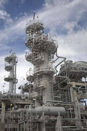 Pipelines and vessels