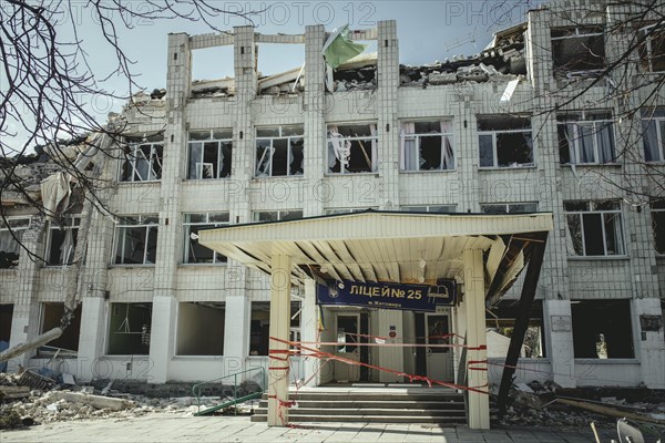 25th school destroyed by a Russian missile attack on 4 March at 9:30 h