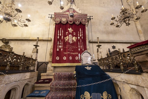 Torah shrine in the Old New Synagogue