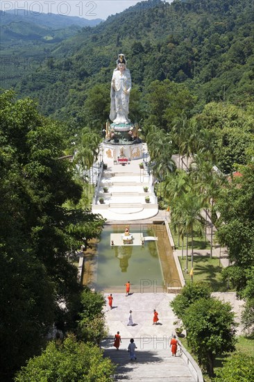 Guanyin statue