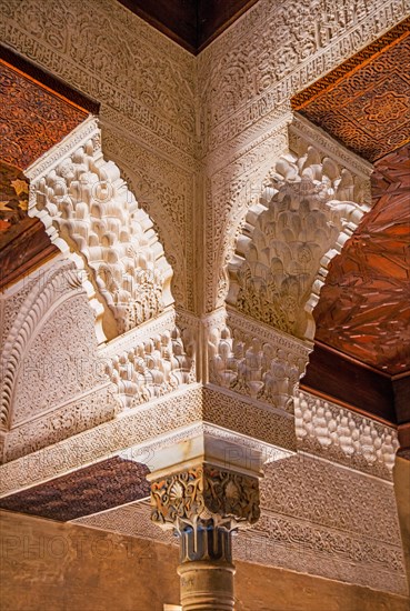 Columns decorated with stalactites