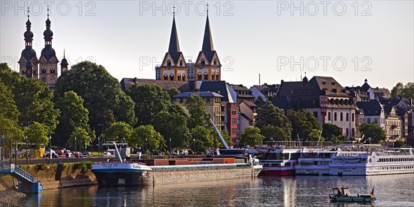 Ships on the Moselle with the Church of Our Dear Lady and the Florinskirche