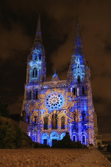 Lightshow CHARTRES EN LUMIERES