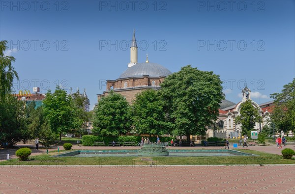 Banya Bashi Mosque