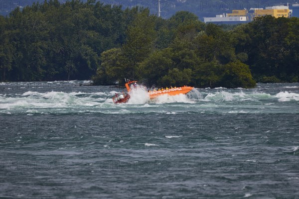 Jet Boating on the Rapids