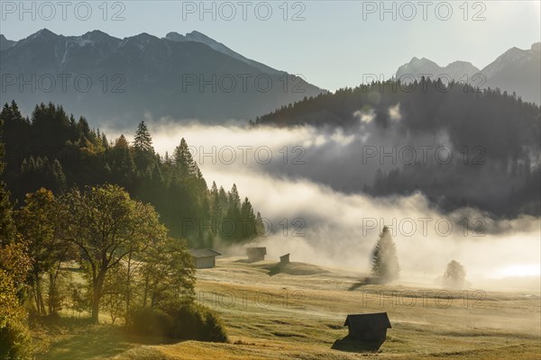 Autumn fog at Geroldsee