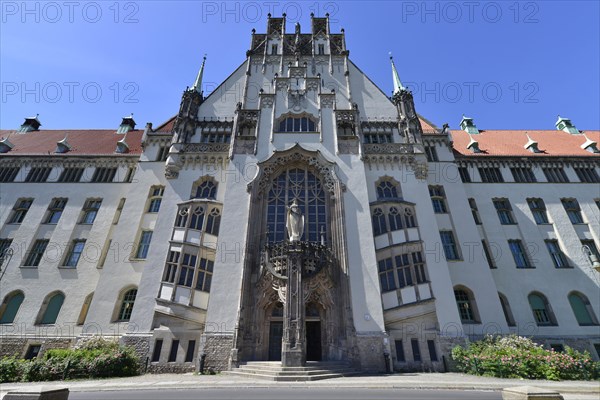 Weddingplatz Local Court