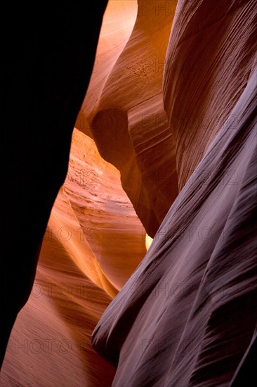 Sandstone color variations inside Upper Antelope Canyon