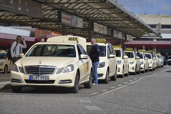 Taxis