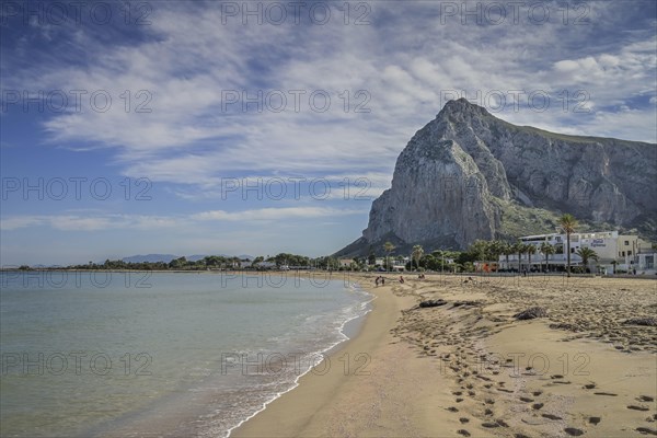 Sandy beach beach