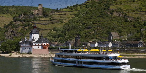 Gutenfels Castle and Pfalzgrafenstein Castle with excursion boat Vater Rhein
