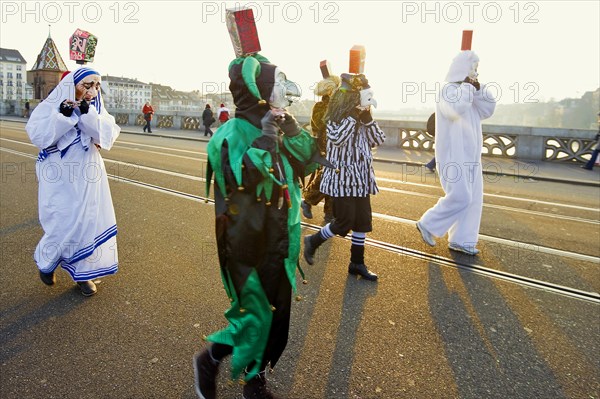 Dressed-up musicians at the Morgenstraich