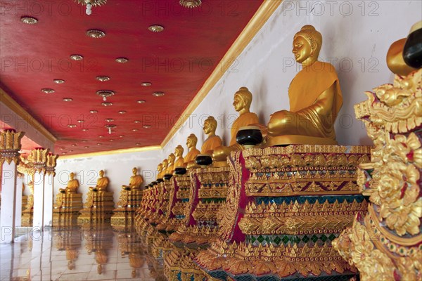 Buddha statues