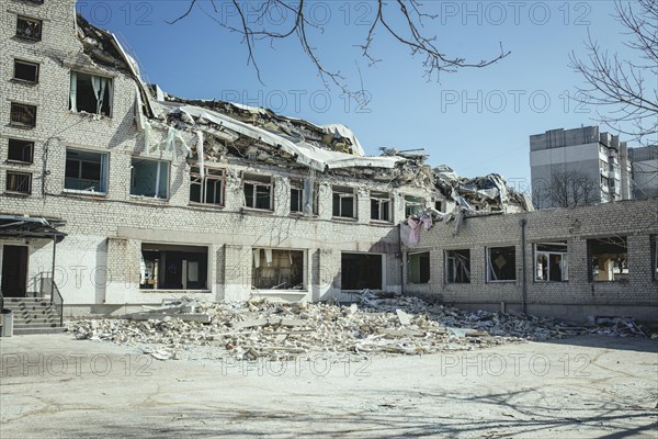 25th school destroyed by a Russian missile attack on 4 March at 9:30 h