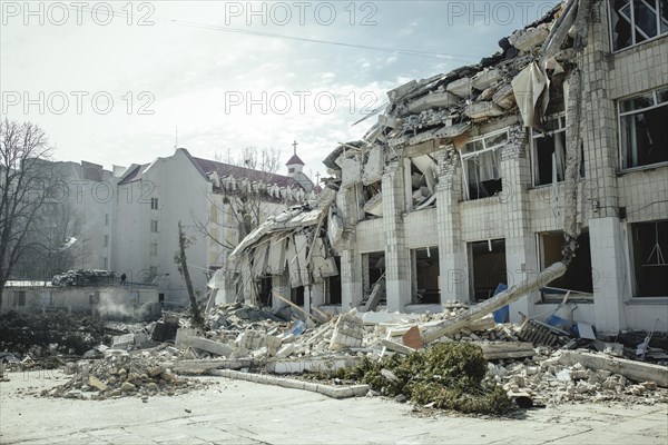 25th school destroyed by a Russian missile attack on 4 March at 9:30 h