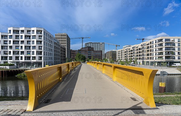 Golda Meir Steg at the Landwehrkanal