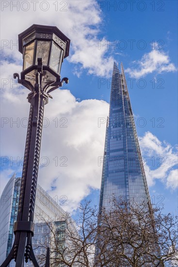 Street lamp and 87-storey skyscraper