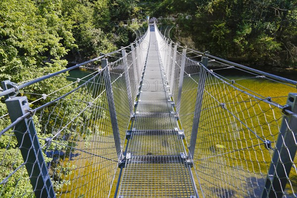 Haengebruecke im Fuerstlichen Park Inzigkofen