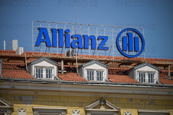 Allianz