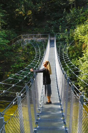 Haengebruecke im Fuerstlichen Park Inzigkofen