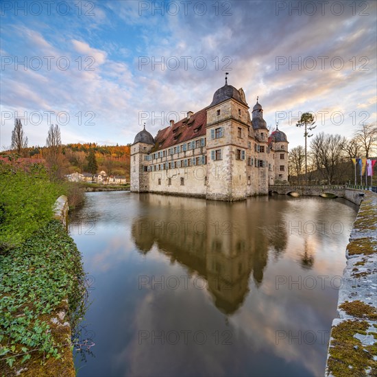 Mitwitz moated castle in the evening