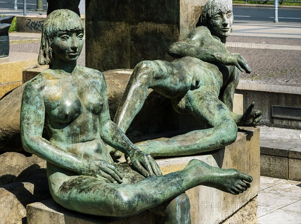 Sculptures at the South Fountain on Wittenbergplatz