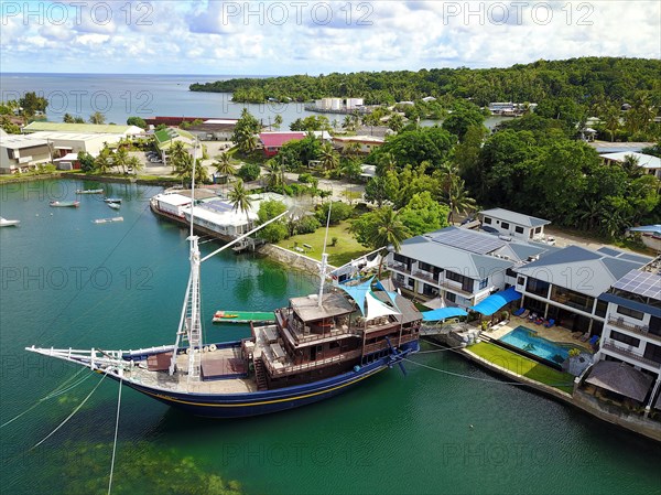 Restaurant ship manta ray