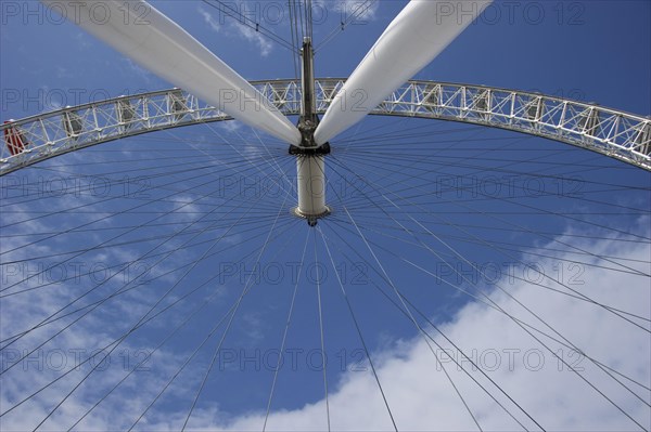 Cantilevered Ferris Wheel in the City