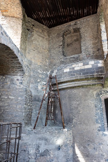 Skeleton at the entrance to the torture chamber of Prague Castle