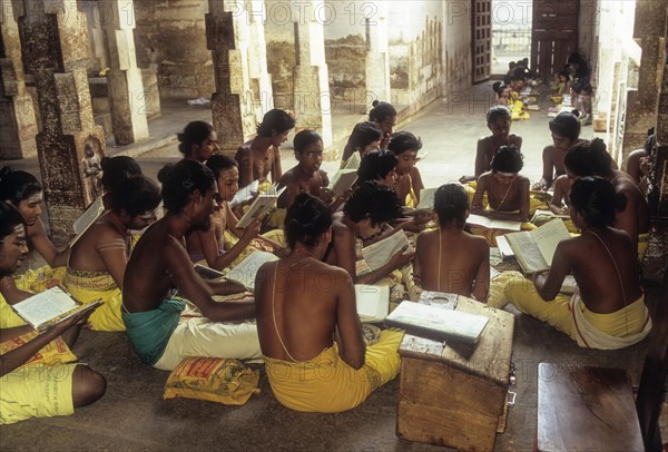 Vedic school in Tirupparankundram