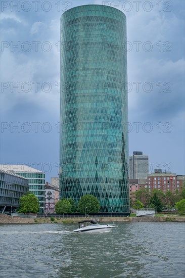 Westhafen Tower