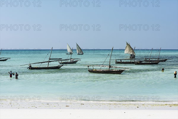 Fischerboote vor Nungwi