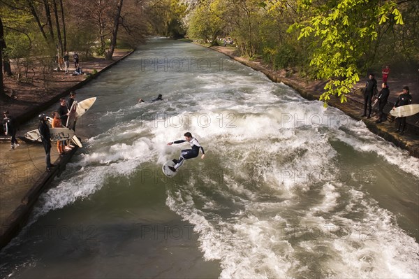 Surfers in the Eisbach