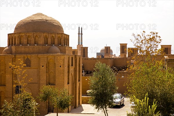 Mashhad-i Davazdah Imam