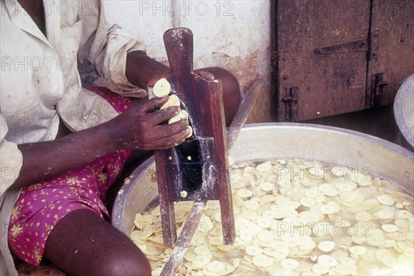 Making Banana Chips