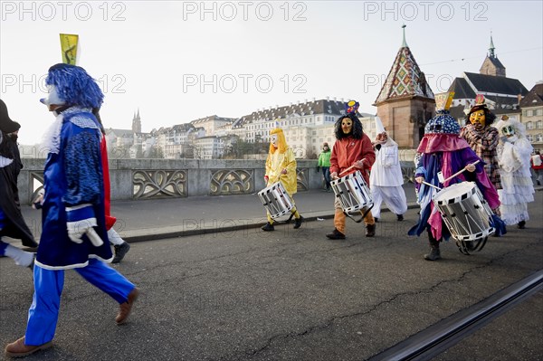 Dressed-up musicians at the Morgenstraich