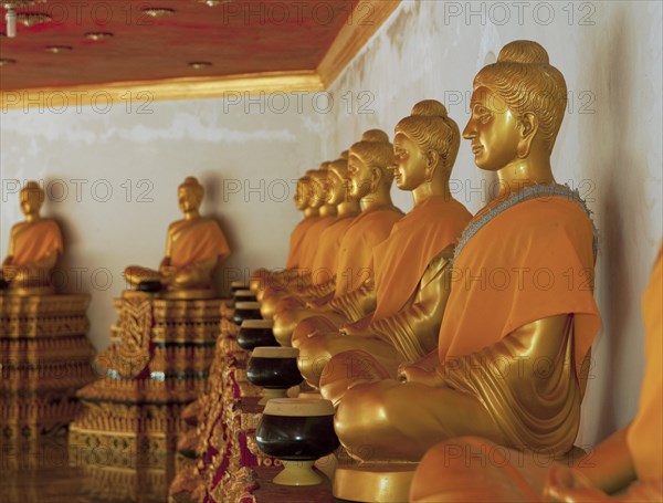 Buddha statues