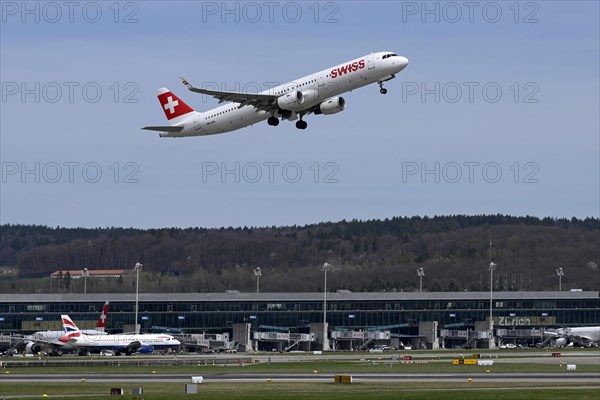 Flugzeug Swiss