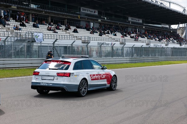 Safety car