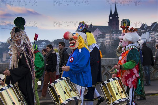 Dressed-up musicians at the Morgenstraich