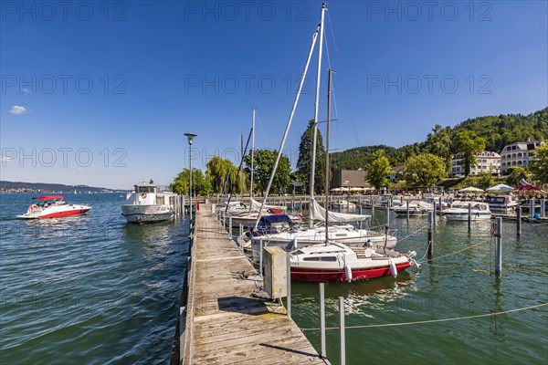 Boote im Yachthafen von Bodmann